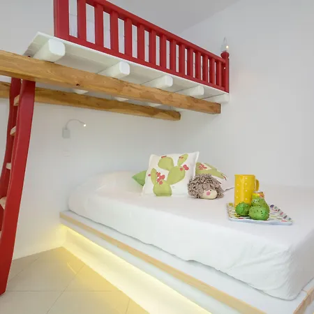 Naxos Euphoria Apartamento *